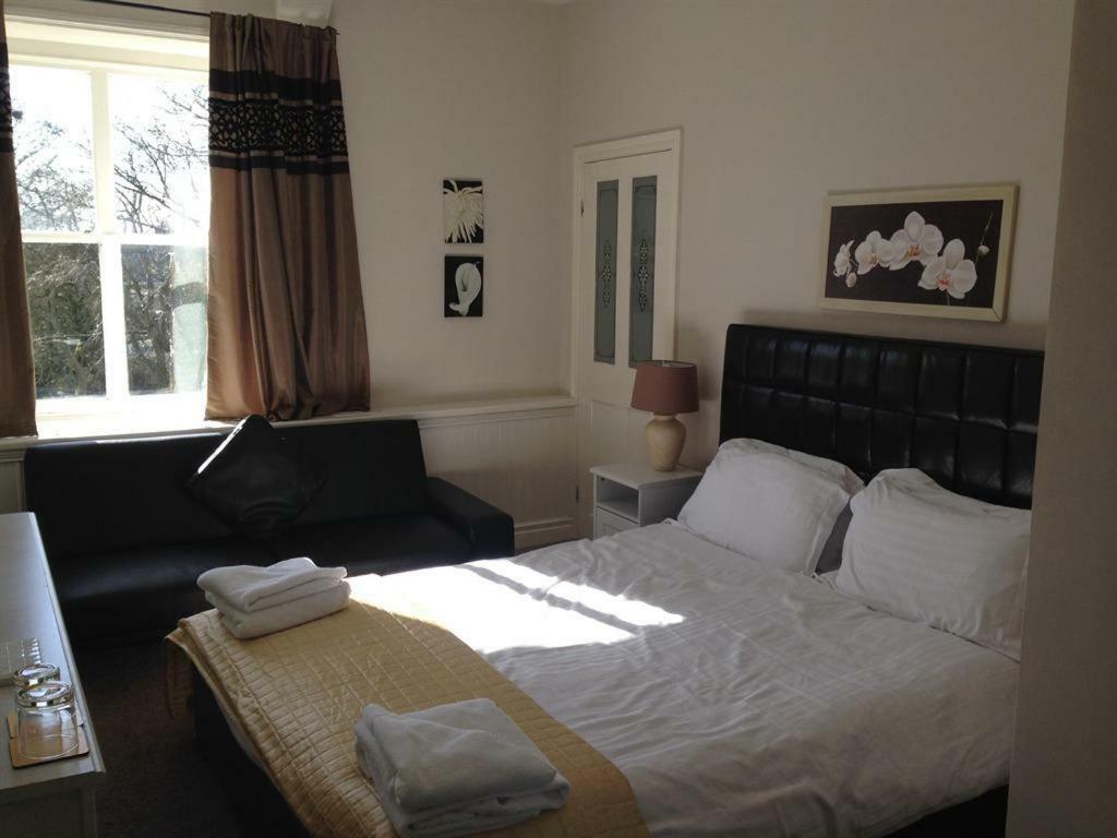 The Manor House Hotel Ferryhill Kamer foto